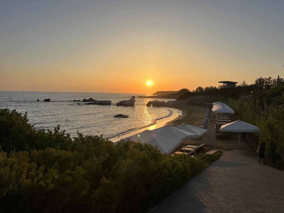 Royal Seacrest Crown-Jewel, 2B, Pools, Sea, Center Apartment Пафос Екстериор снимка