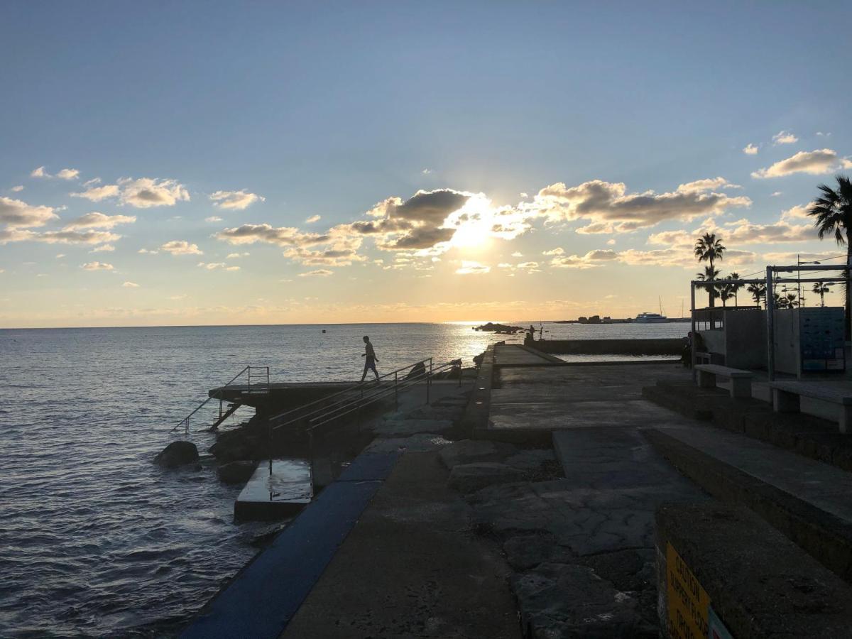 Royal Seacrest Crown-Jewel, 2B, Pools, Sea, Center Apartment Пафос Екстериор снимка