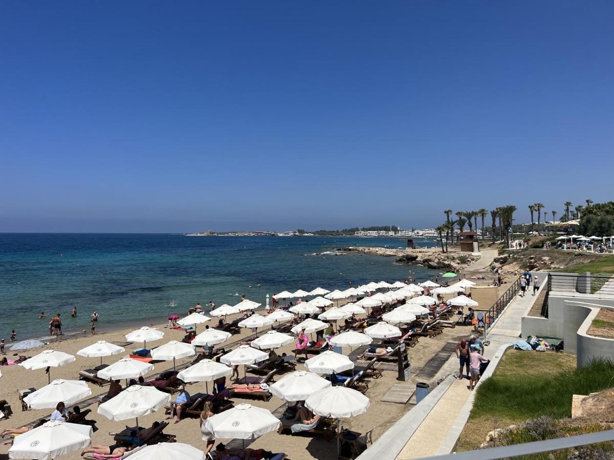 Royal Seacrest Crown-Jewel, 2B, Pools, Sea, Center Apartment Пафос Екстериор снимка
